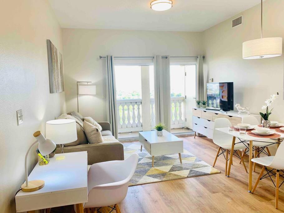 Walking Distance From Universal One Bedroom Resort ออร์ลันโด ภายนอก รูปภาพ